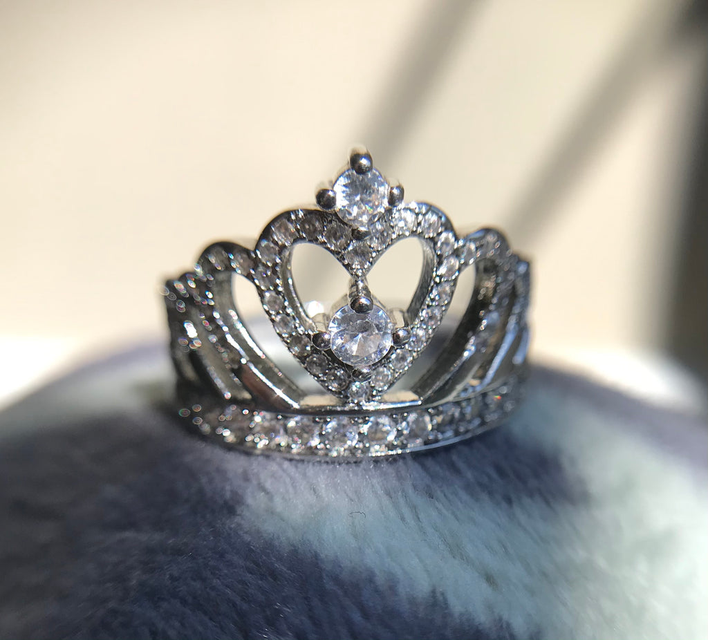 Amazon.com: LGSY Princess Crown Rings for Women Sterling Silver: Clothing,  Shoes & Jewelry